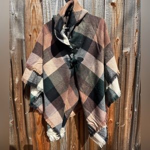 Sweater/Poncho/Shawl. SIZE: One-Size. COLOR: Brown, Green shades. BRAND: Sonoma